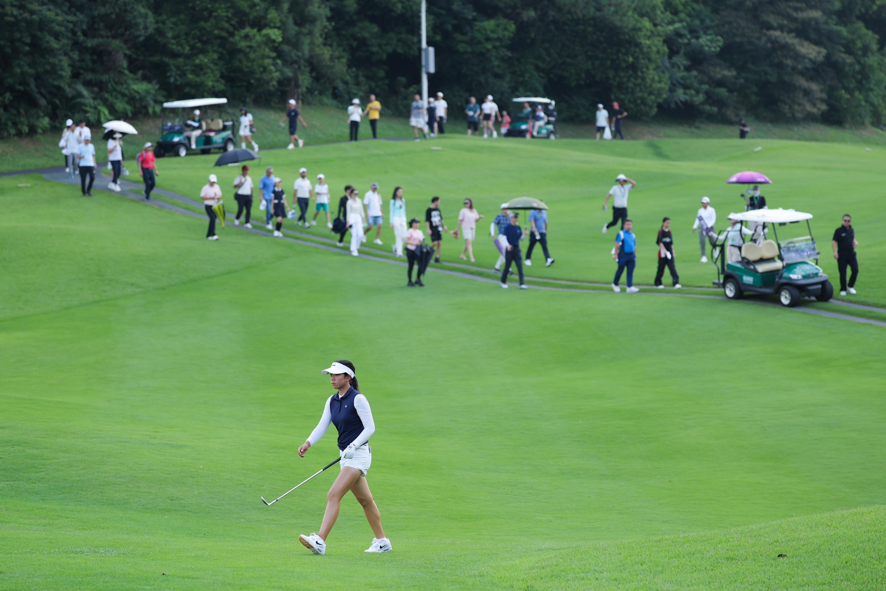 的星期一资 的星期一资